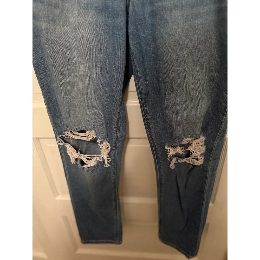 American Eagle Outfitters Womens Size 8 Jeans Ripped Medium Wash Comfort Stretch